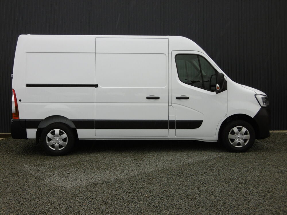Master L2H2 GRAND CONFORT 135 BLUE DCI 2022 occasion 73730 Cevins