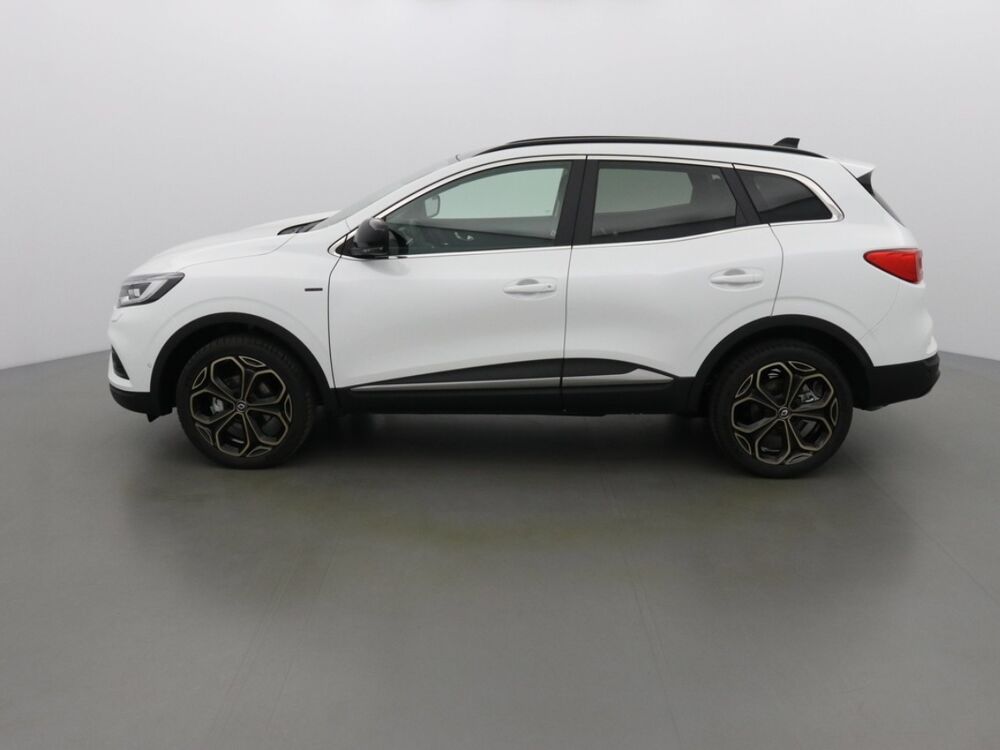 Kadjar BLACK EDITION 2021 115 BLUE DCI EDC 2022 occasion 73730 Cevins