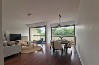  Appartement à louer 3 pièces 81 m²