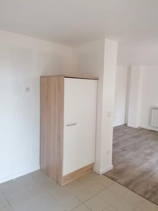  Appartement à louer 2 pièces 36 m²