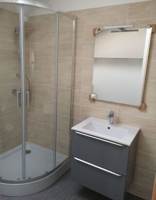  Maison à louer 2 pièces 80 m²