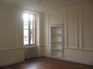  Maison à louer 6 pièces 220 m²