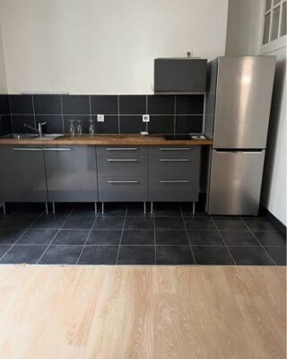  Appartement à louer 1 pièce 37 m² Bordeaux