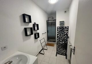  Appartement à louer 2 pièces 42 m²