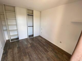  Appartement à louer 2 pièces 35 m²