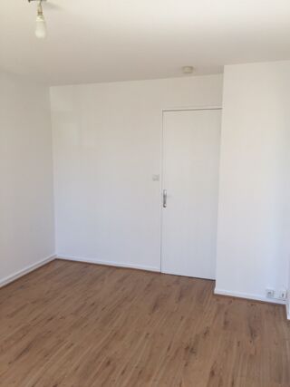  Appartement à louer 2 pièces 39 m²
