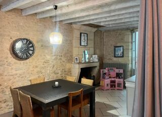  Maison à louer 6 pièces 185 m²