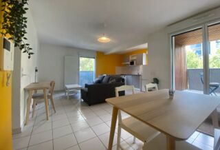  Appartement à louer 3 pièces 69 m²