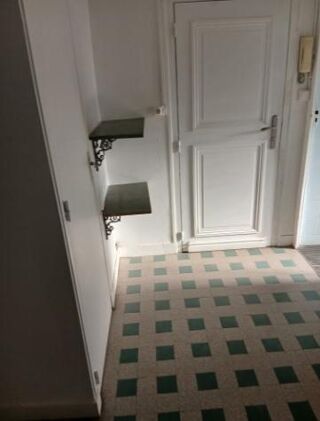  Appartement à louer 2 pièces 56 m²