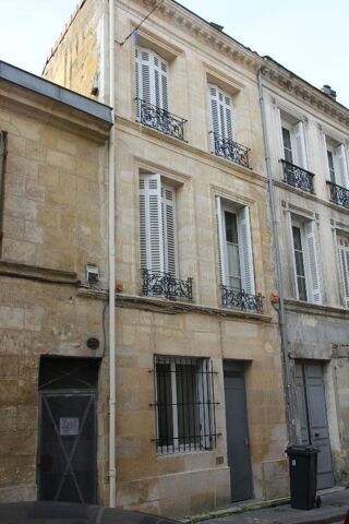  Appartement à louer 2 pièces 34 m²