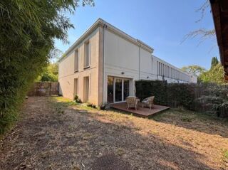  Maison à louer 4 pièces 195 m²