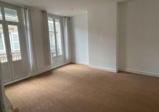  Appartement à louer 1 pièce 