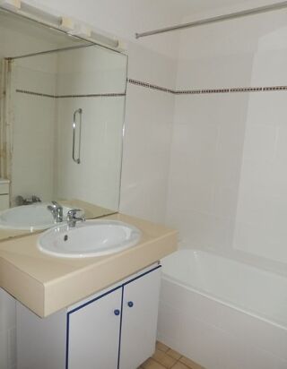  Appartement à louer 2 pièces 
