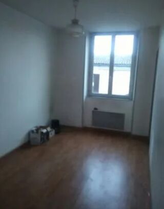  Appartement à louer 2 pièces 32 m²