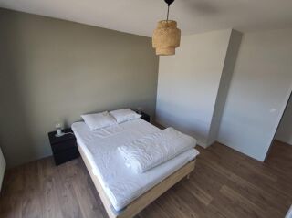  Appartement à louer 3 pièces 85 m²
