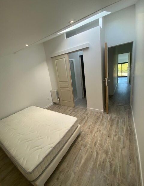   Maison/Villa T4 Maison - 4 pi�ce(s)