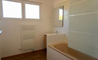  Maison à louer 4 pièces 110 m²
