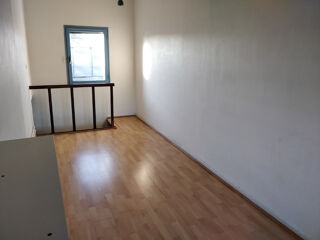  Appartement à louer 2 pièces 47 m²
