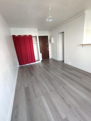  Appartement à louer 1 pièce 
