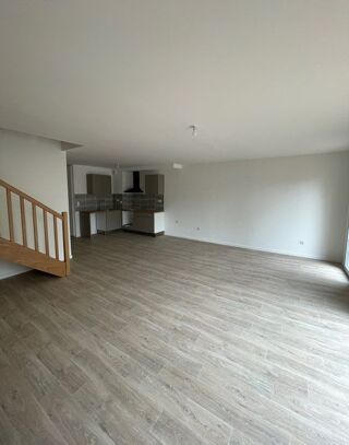  Maison � louer 5 pi�ces  Cestas