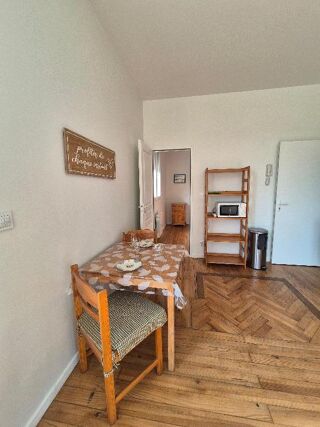  Appartement à louer 2 pièces 37 m²