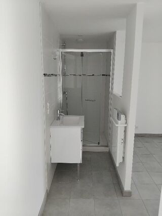  Appartement à louer 2 pièces 40 m²