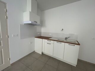  Appartement à louer 3 pièces 63 m²