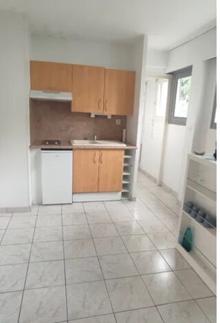 Appartement à louer 2 pièces 27 m²
