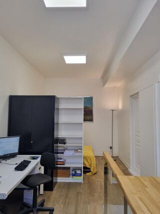  Appartement à louer 1 pièce 35 m² Bordeaux