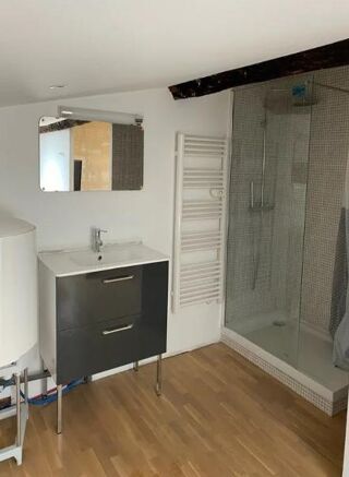  Appartement à louer 2 pièces 53 m²