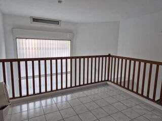  Appartement à louer 1 pièce 42 m²