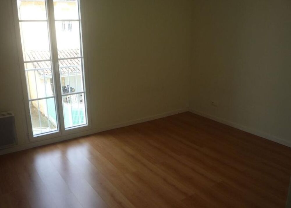 Location Maison Maison/Villa T3 Sainte-terre