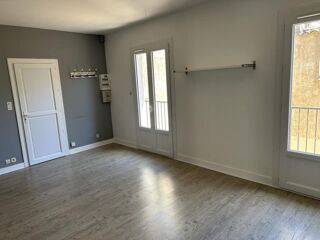  Appartement à louer 3 pièces 68 m²