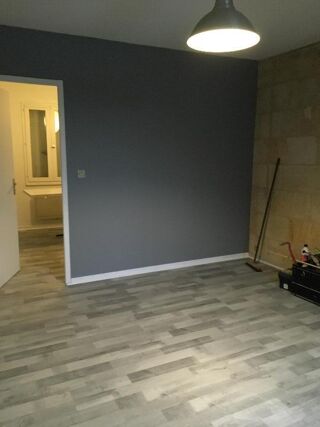  Appartement à louer 2 pièces 