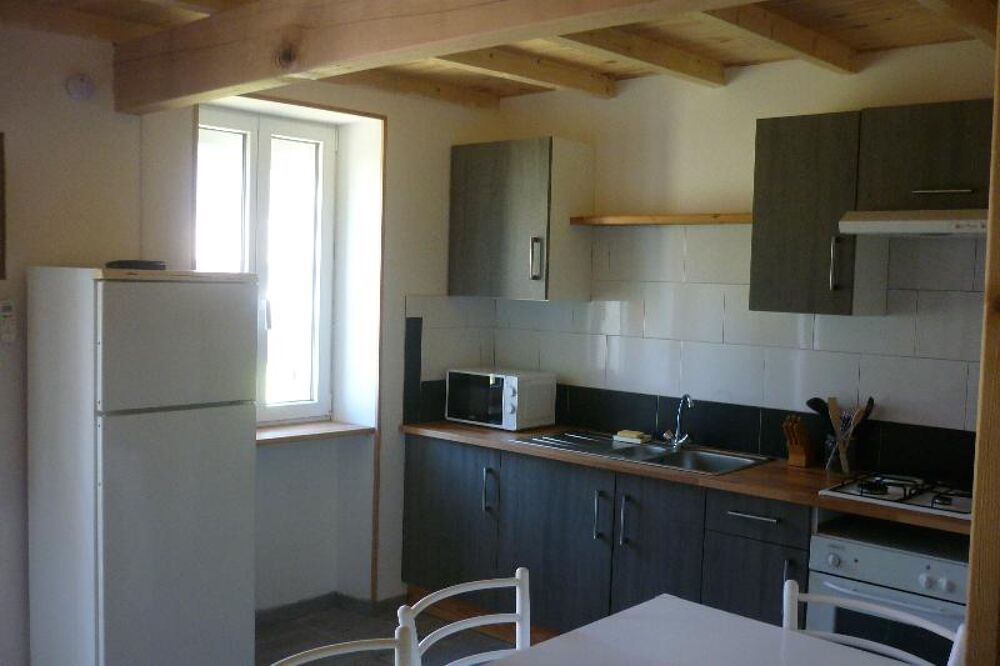 Location Maison Maison/Villa T2 Fours