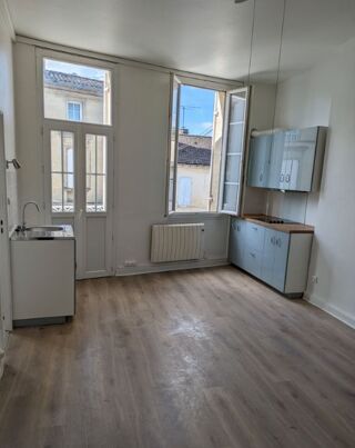  Appartement à louer 1 pièce 30 m² Branne