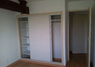  Appartement à louer 3 pièces 100 m²