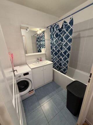  Appartement � louer 3 pi�ces  Bordeaux