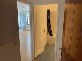  Appartement à louer 1 pièce 36 m²