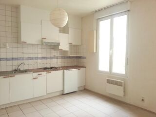 Appartement à louer 1 pièce 33 m²