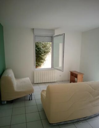  Appartement à louer 3 pièces 70 m²
