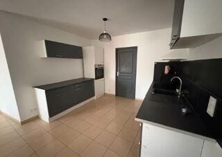 Maison à louer 3 pièces 98 m²