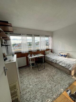  Appartement � louer 1 pi�ce  Bordeaux