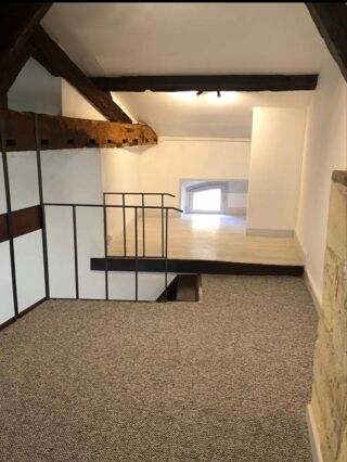  Appartement à louer 1 pièce 35 m²