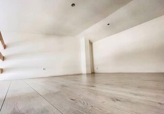  Appartement à louer 1 pièce 41 m²
