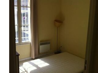  Appartement à louer 2 pièces 31 m²