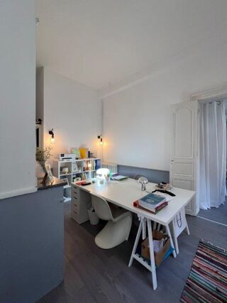  Appartement à louer 3 pièces 75 m²