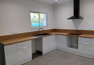  Maison à louer 4 pièces 120 m²