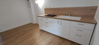  Appartement à louer 2 pièces 44 m²