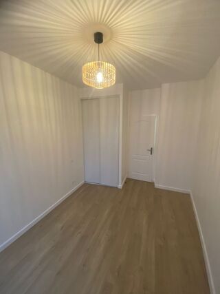  Appartement à louer 2 pièces 